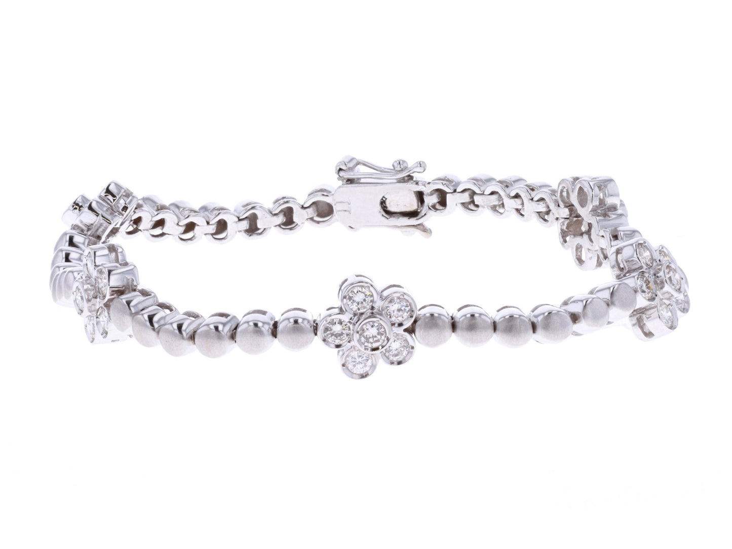 18KT White Gold 1.77ctw Diamond 7'' Flower Estate Bracelet