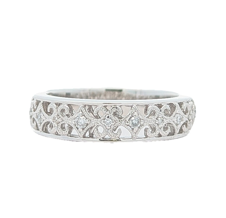 14KT White Gold 0.15ctw Diamond Estate Band size 10