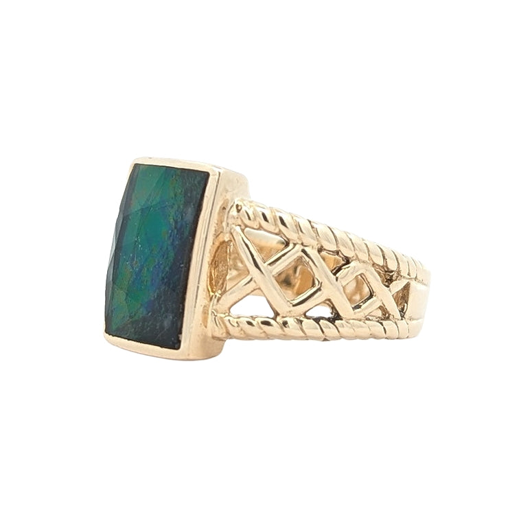 14KT Yellow Gold Ammolite Estate Ring size 9