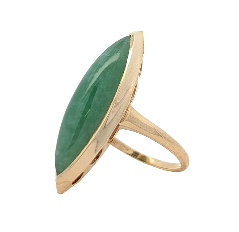 10KT Yellow Gold Jadeite Estate Ring Size 6