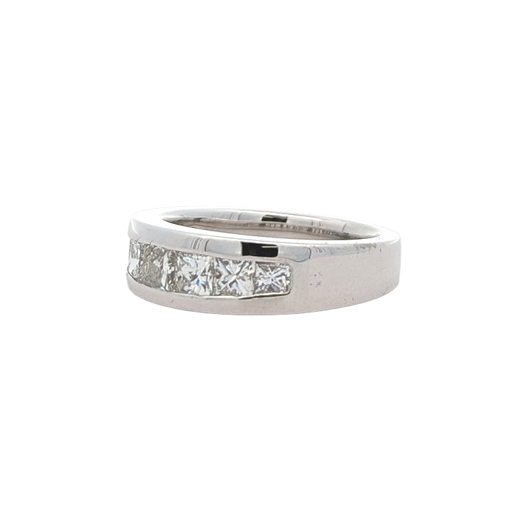 14KT White Gold 1.10ctw Diamond Estate Band size 5