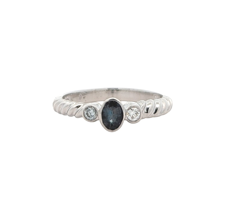 18KT White Gold Natural Alexandrite 0.08ctw Diamond Estate Ring size 6.5
