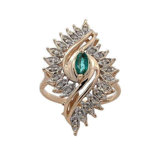 14KT Two-Tone Gold 0.13ctw Diamond Emerald Estate Cocktail Ring size 7.5