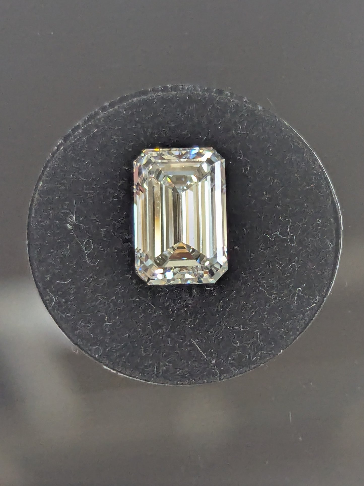 2.00ct Lab Grown Emerald VS2 E Excellent