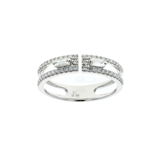 14KT White Gold 0.42ctw Diamond Ring size 6.75