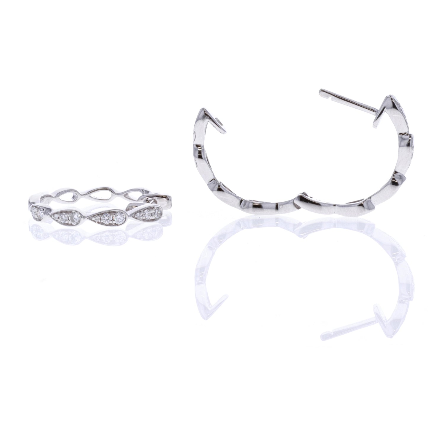 18KT White Gold 0.24ctw Diamond Hoop Earrings