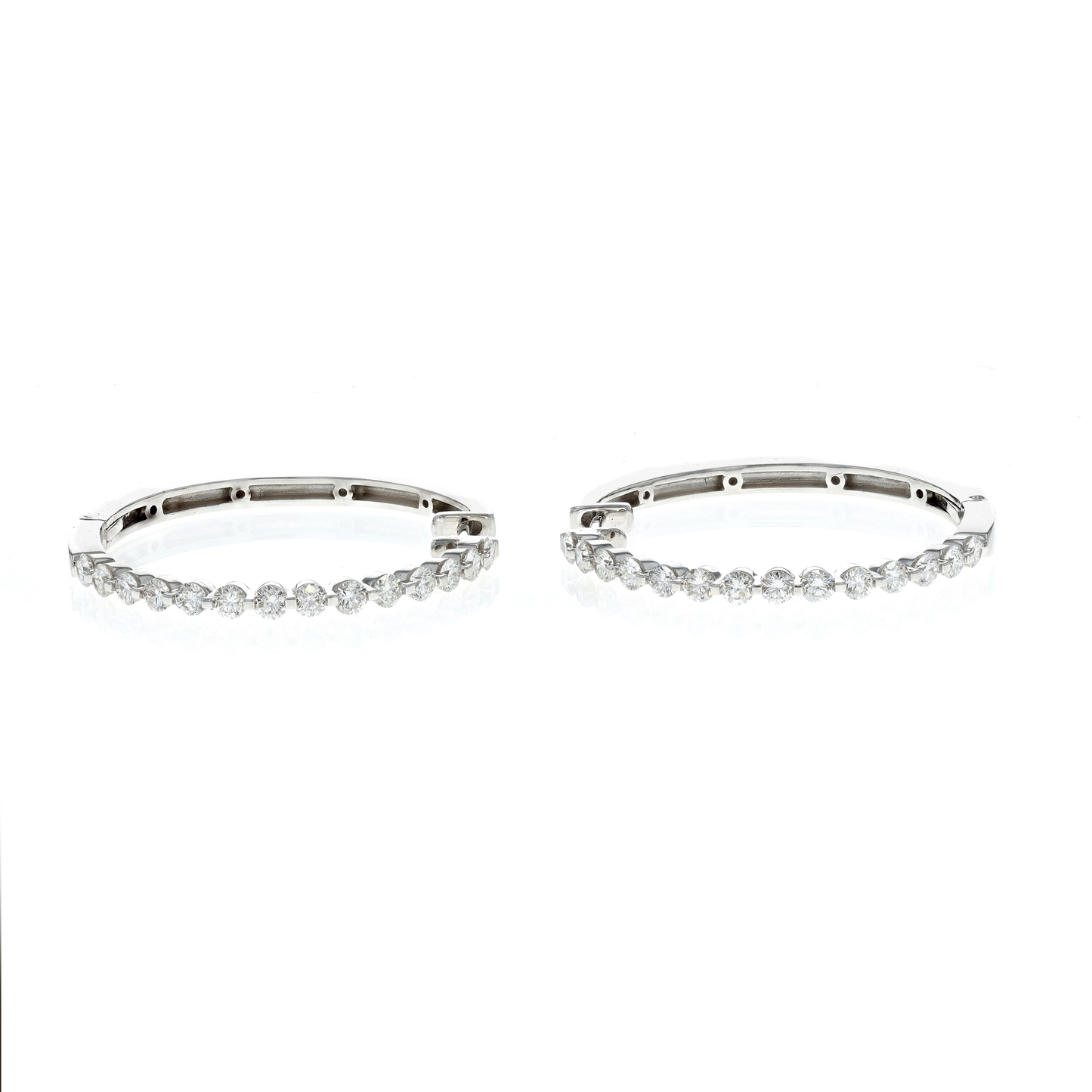 18KT White Gold 1.41ctw Diamond 31mm Hoop Earrings
