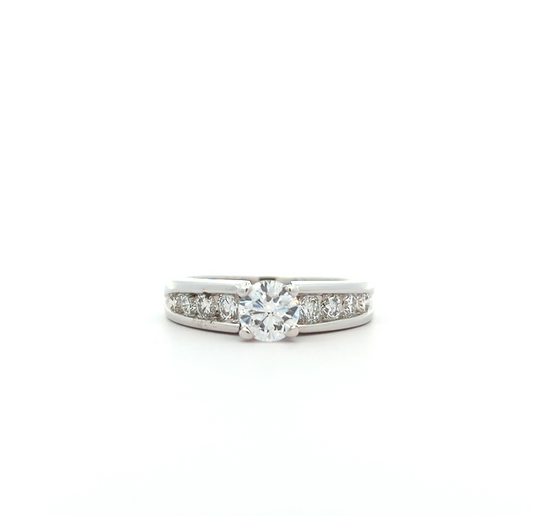 18KT White Gold 0.93ctw Diamond Estate Engagement Ring size 5.5