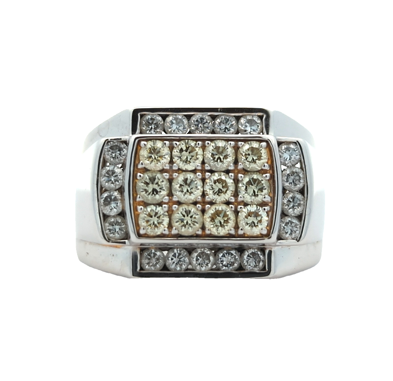 14KT White and Yellow Gold 1.77ctw Diamond Estate Cluster Ring size 10.25
