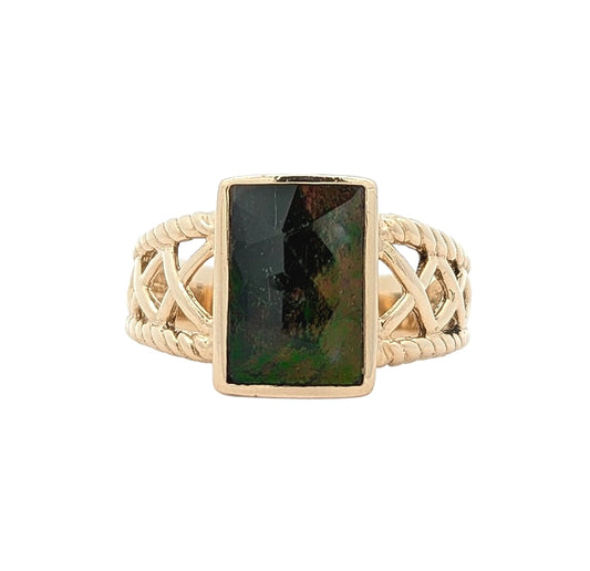 14KT Yellow Gold Ammolite Estate Ring size 9