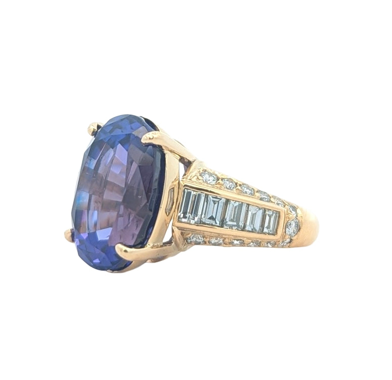 18KT Yellow Gold Natural Tanzanite and 1.13ctw Diamond Estate Ring size 5