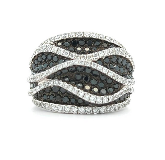 14KT White Gold 1.94ctw Black and White Diamond Fashion Ring size 6.5
