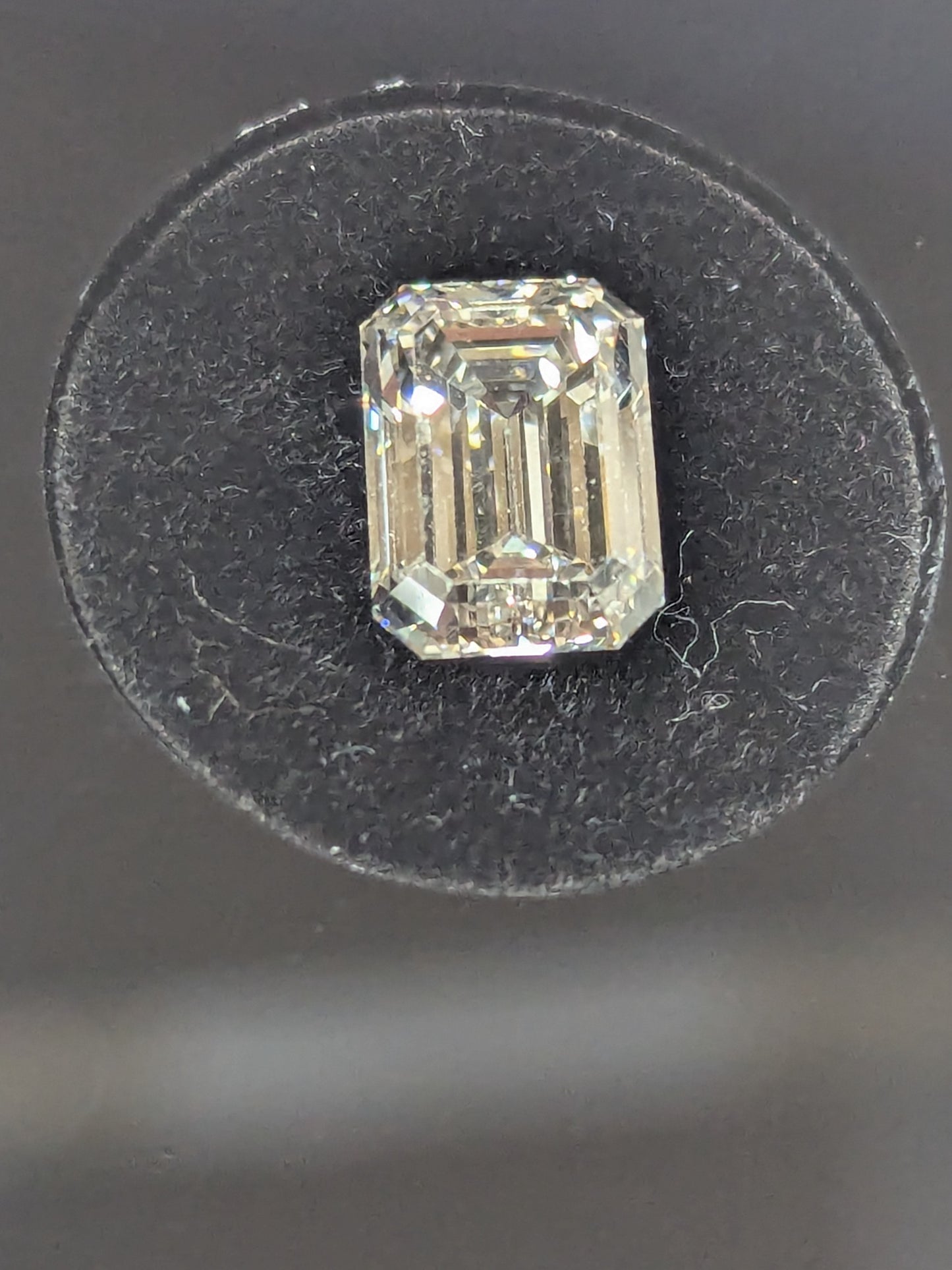 2.53ct Lab Grown Emerald VS1 G Excellent